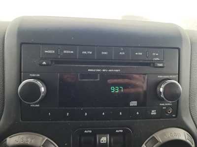 2018 Jeep Wrangler, $18500. Photo 9