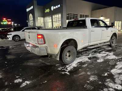2021 RAM 3500 Crew Cab, $52000. Photo 2