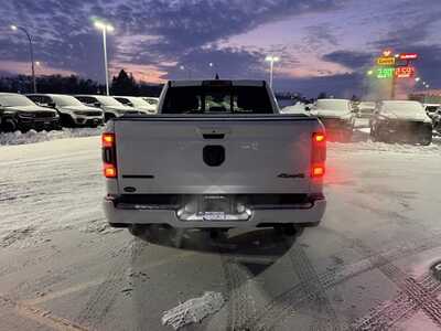 2020 RAM 1500 Crew Cab, $35500. Photo 3