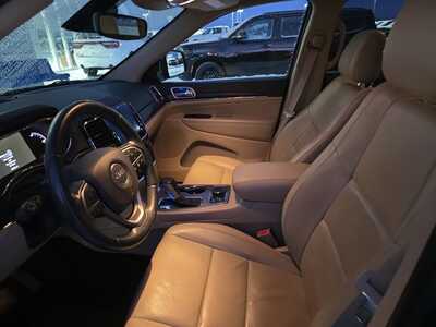 2020 Jeep Grand Cherokee, $21000. Photo 9