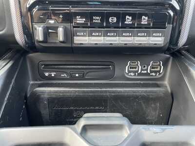 2019 RAM 3500 Crew Cab, $51400. Photo 10