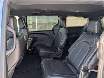 2026 Chrysler Pacifica, $42323. Photo 6