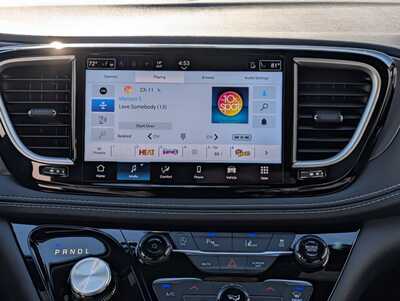 2026 Chrysler Pacifica, $42323. Photo 9