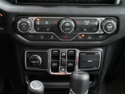 2026 Jeep Gladiator, $45199. Photo 8