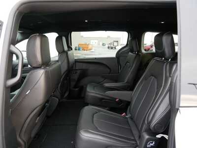 2026 Chrysler Pacifica, $40531. Photo 6