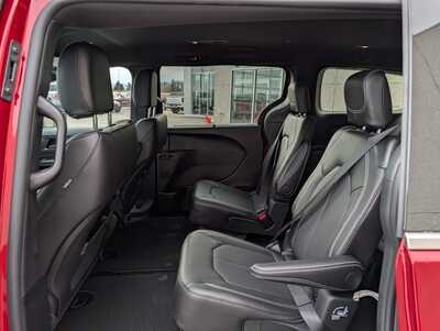 2026 Chrysler Pacifica, $42078. Photo 6