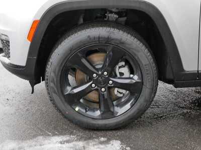 2025 Jeep Grand Cherokee L, $48546. Photo 4