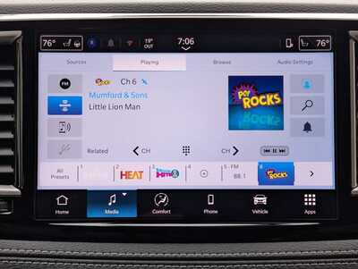 2026 Chrysler Pacifica, $40732. Photo 9