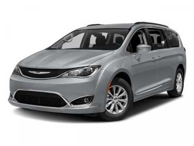 2017 Chrysler Pacifica, $19000. Photo 1