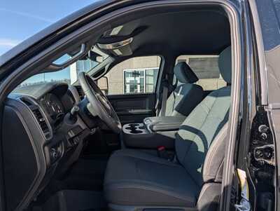 2026 RAM 3500 Crew Cab, $68597. Photo 5