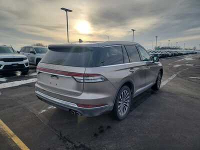 2021 Lincoln Aviator, $0. Photo 2