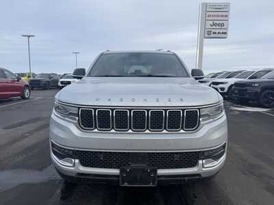 2024 Jeep Wagoneer, $0. Photo 8