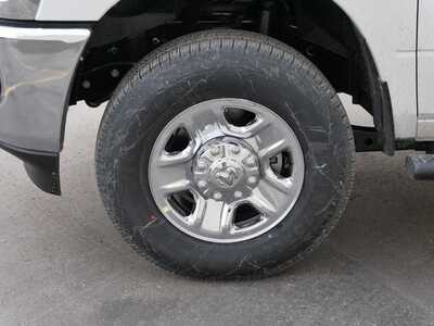 2026 RAM 3500 Crew Cab, $55538. Photo 4