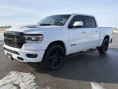 2020 RAM 1500 Crew Cab, $27500. Photo 2