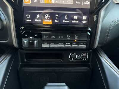 2023 RAM 3500 Crew Cab, $66000. Photo 10