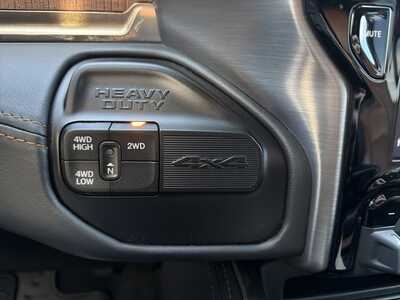 2023 RAM 3500 Crew Cab, $66000. Photo 11