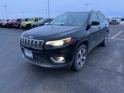 2020 Jeep Cherokee, $17000. Photo 5