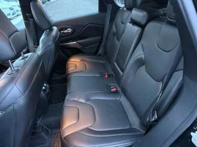 2020 Jeep Cherokee, $17000. Photo 8