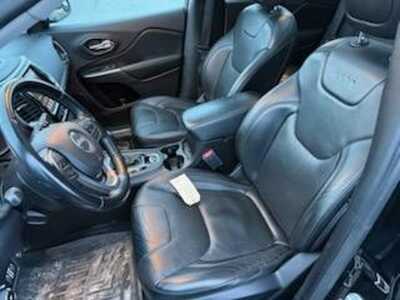 2020 Jeep Cherokee, $17000. Photo 9