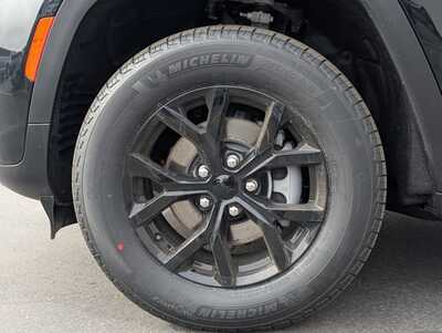 2026 Jeep Grand Cherokee, $44529. Photo 4