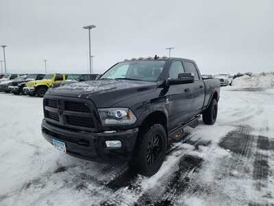 2015 RAM 2500 Crew Cab, $27000. Photo 5