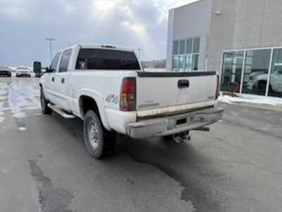 2006 GMC 2500 Crew Cab, $9500. Photo 4