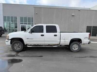 2006 GMC 2500 Crew Cab, $9500. Photo 9