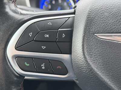 2020 Chrysler Pacifica, $17000. Photo 11