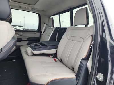 2025 RAM 1500 Crew Cab, $70000. Photo 7