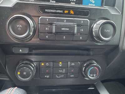 2017 Ford F-150, $23000. Photo 11