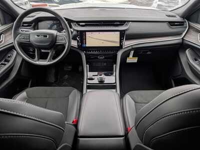 2026 Jeep Grand Cherokee, $46839. Photo 8