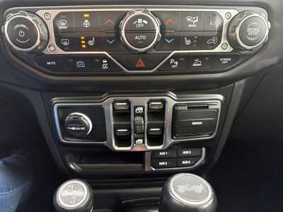 2021 Jeep Wrangler Unlimited, $25000. Photo 10