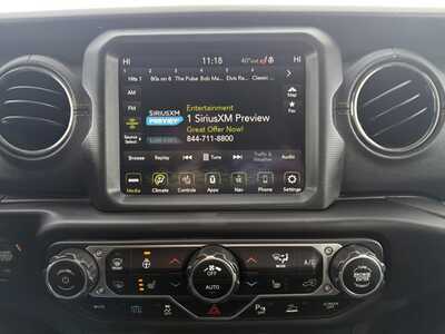 2021 Jeep Wrangler Unlimited, $25000. Photo 6