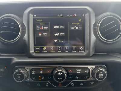 2021 Jeep Wrangler Unlimited, $25000. Photo 7