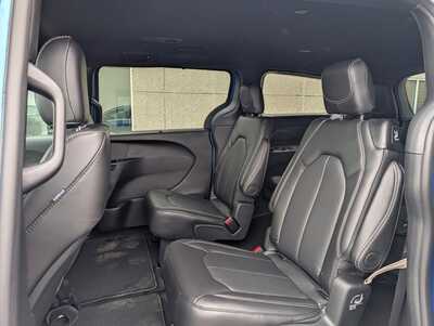2026 Chrysler Pacifica, $44334. Photo 6
