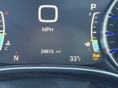 2024 Chrysler Pacifica, $35500. Photo 11