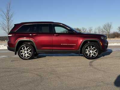 2025 Jeep Grand Cherokee, $36500. Photo 5