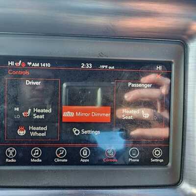 2018 Dodge Challenger, $28000. Photo 12