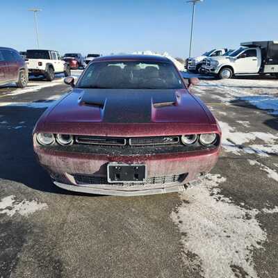 2018 Dodge Challenger, $28000. Photo 6