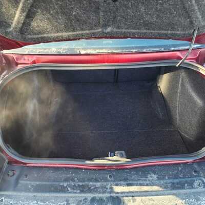 2018 Dodge Challenger, $28000. Photo 8