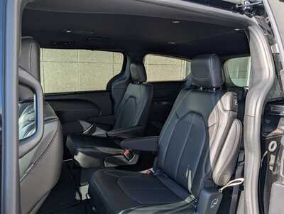 2026 Chrysler Pacifica, $45138. Photo 6