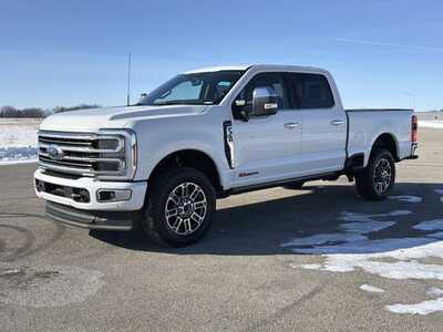 2024 Ford F350 Crew Cab, $86000. Photo 2