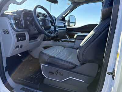 2024 Ford F350 Crew Cab, $86000. Photo 3