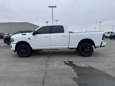 2023 RAM 2500 Crew Cab, $44000. Photo 9