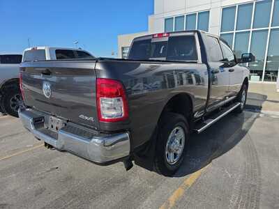 2020 RAM 2500 Crew Cab, $33000. Photo 6