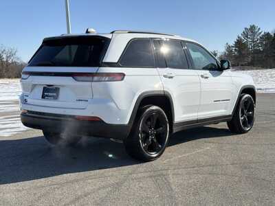 2024 Jeep Grand Cherokee, $34000. Photo 6