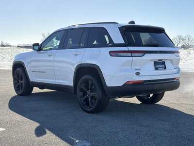 2024 Jeep Grand Cherokee, $34000. Photo 8