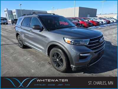 2021 Ford Explorer, $28000. Photo 1