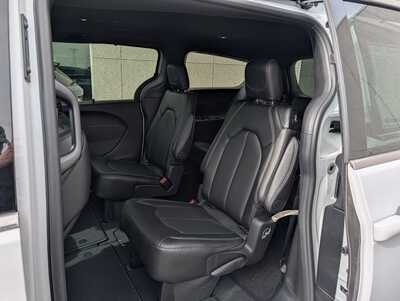 2026 Chrysler Pacifica, $45626. Photo 6