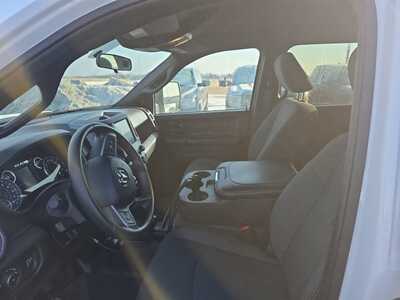 2024 RAM 2500 Crew Cab, $0. Photo 8